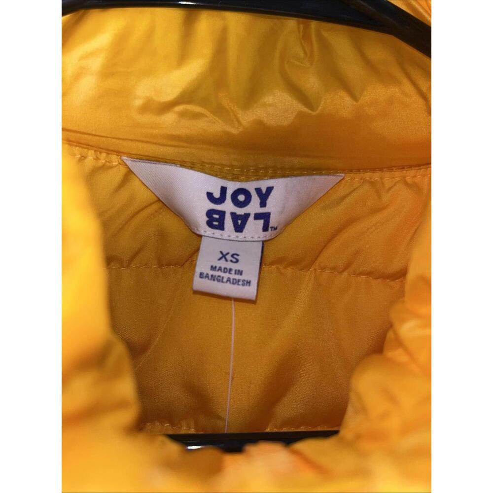 NWT JoyLab Quilted Puffer Vest Lily Yellow Full Zip Pockets Size XS NWT - Picture 6 of 8